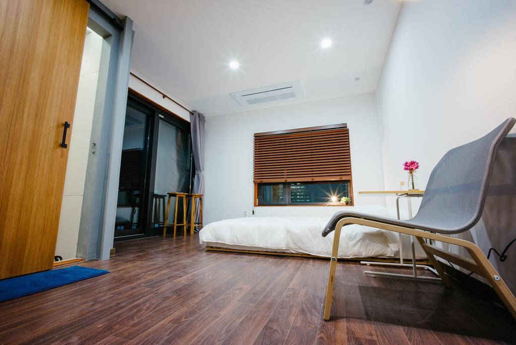 Morning Dew Guesthouse Busan Ngoại thất bức ảnh